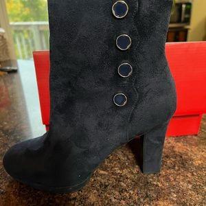 PRICE DROP….Womans size 9 Midnight (NAVY)  Blue Ankle Boots